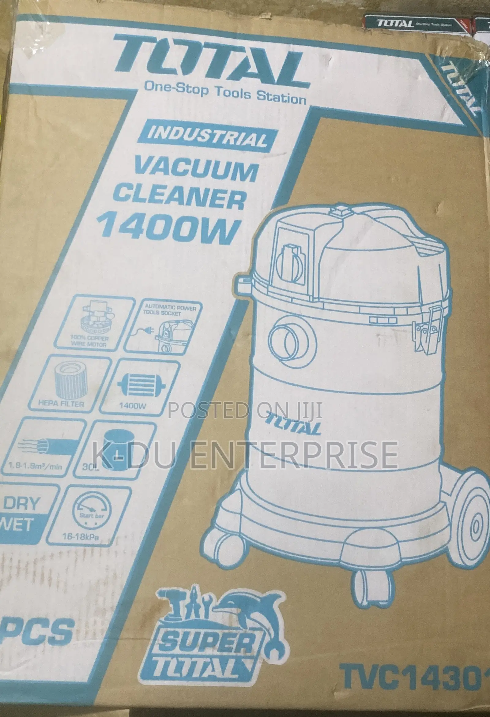 Total Vacuum Cleaner 1400W