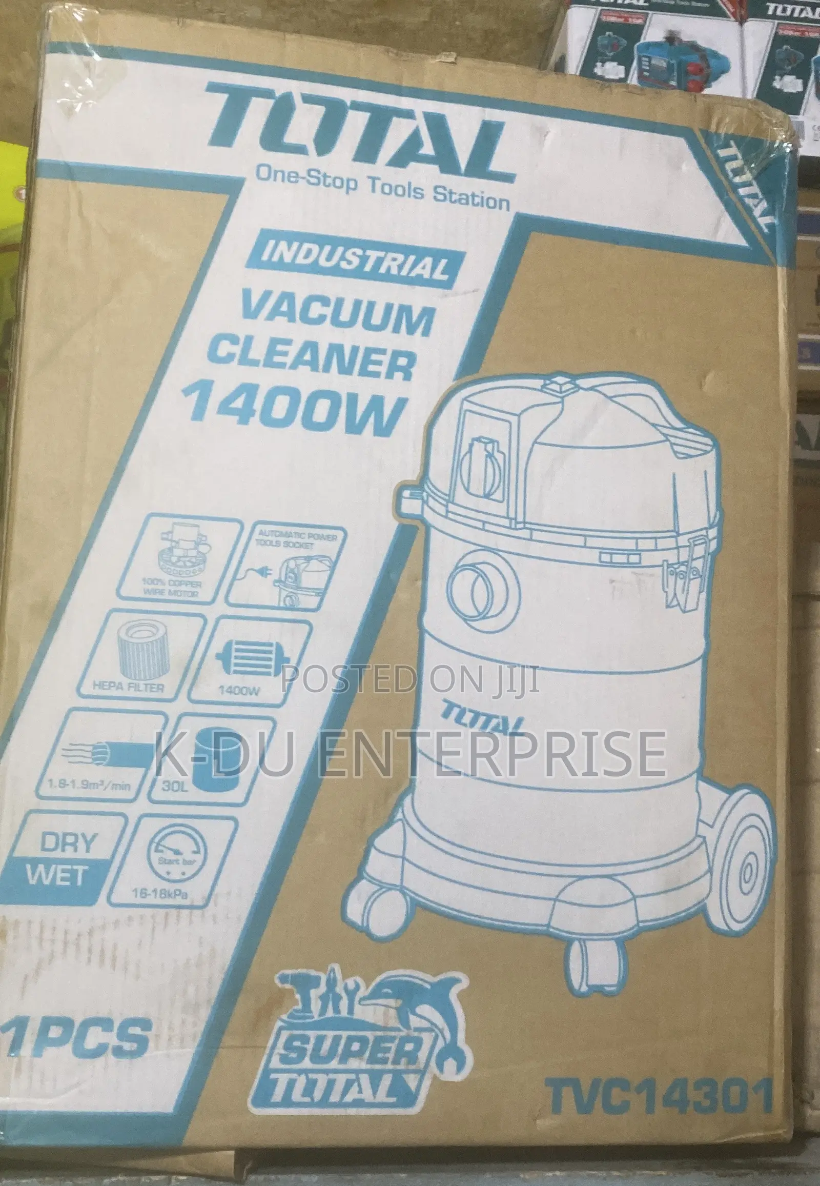 Total Vacuum Cleaner 1400W