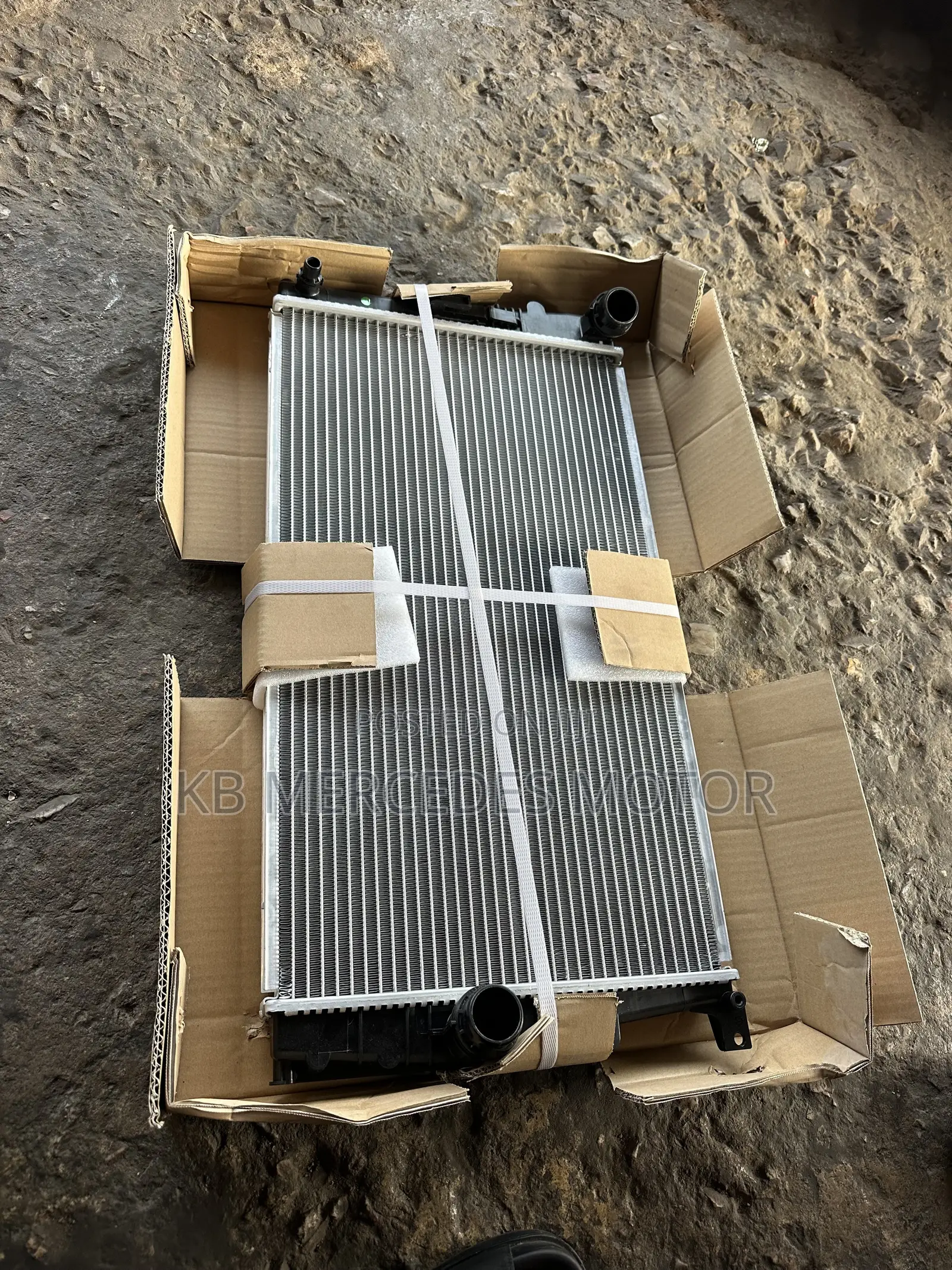 BMW F30 2014-2018 Radiator Tank /Water Tank