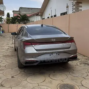 Hyundai Elantra 2023 Gray