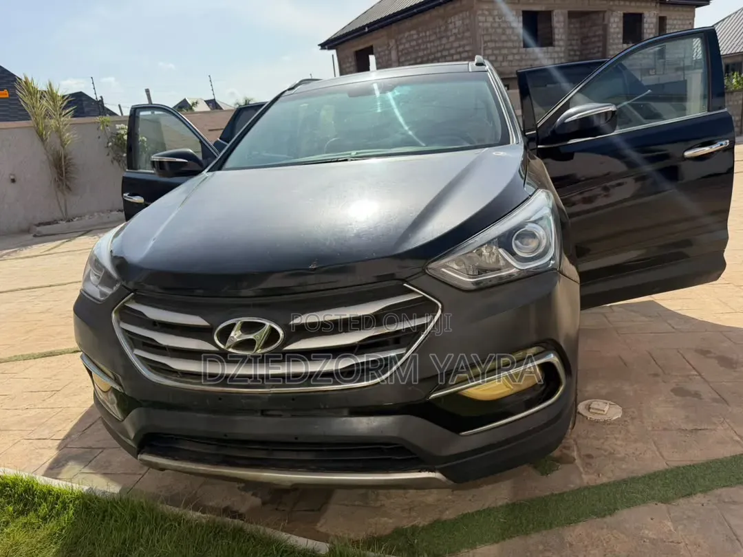 Hyundai Santa Fe 2017 Black