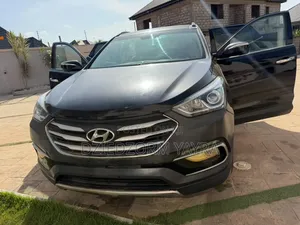 Hyundai Santa Fe 2017 Black
