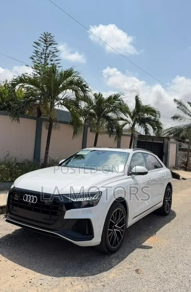 Audi Q8 2021 White