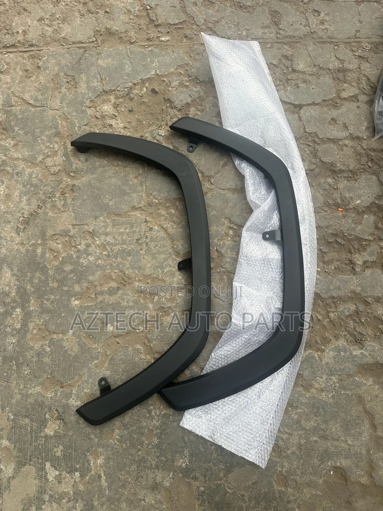Toyota RAV4 2019 2020 2021 2022 Fender Moulding