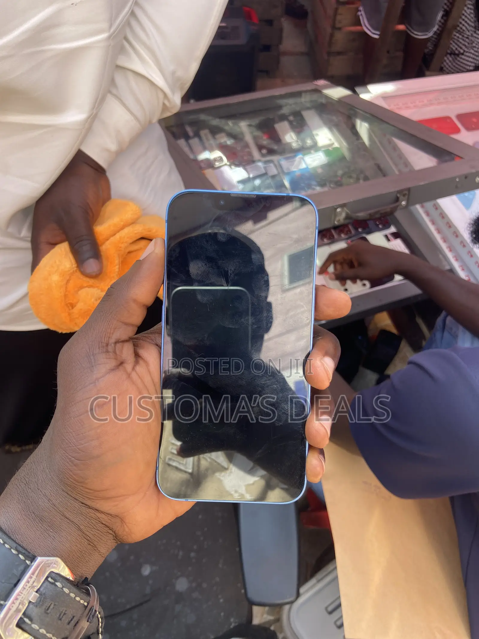 New Apple iPhone 13 128 GB Blue