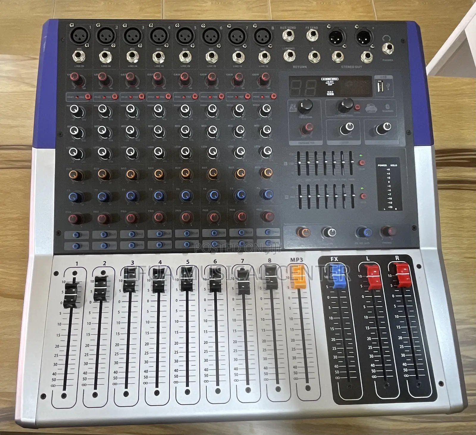 Yamaha KV-80 8Channel Powered Mixer