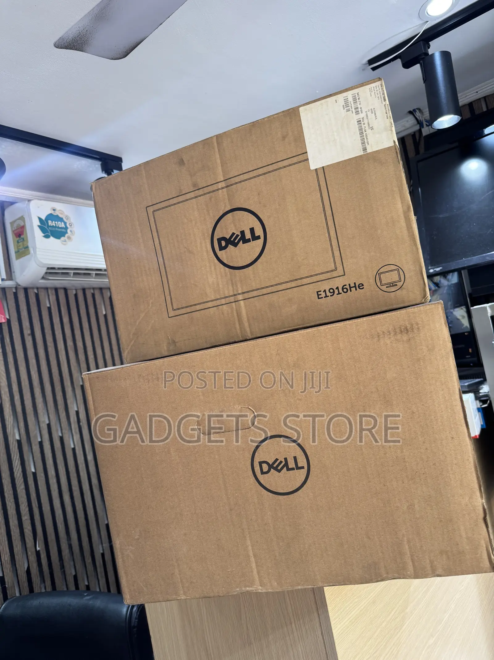 New Desktop Computer Dell Vostro 3900 12GB Intel Core i5 HDD+SSD 1T