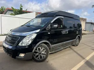 Hyundai Starex 2017 Black