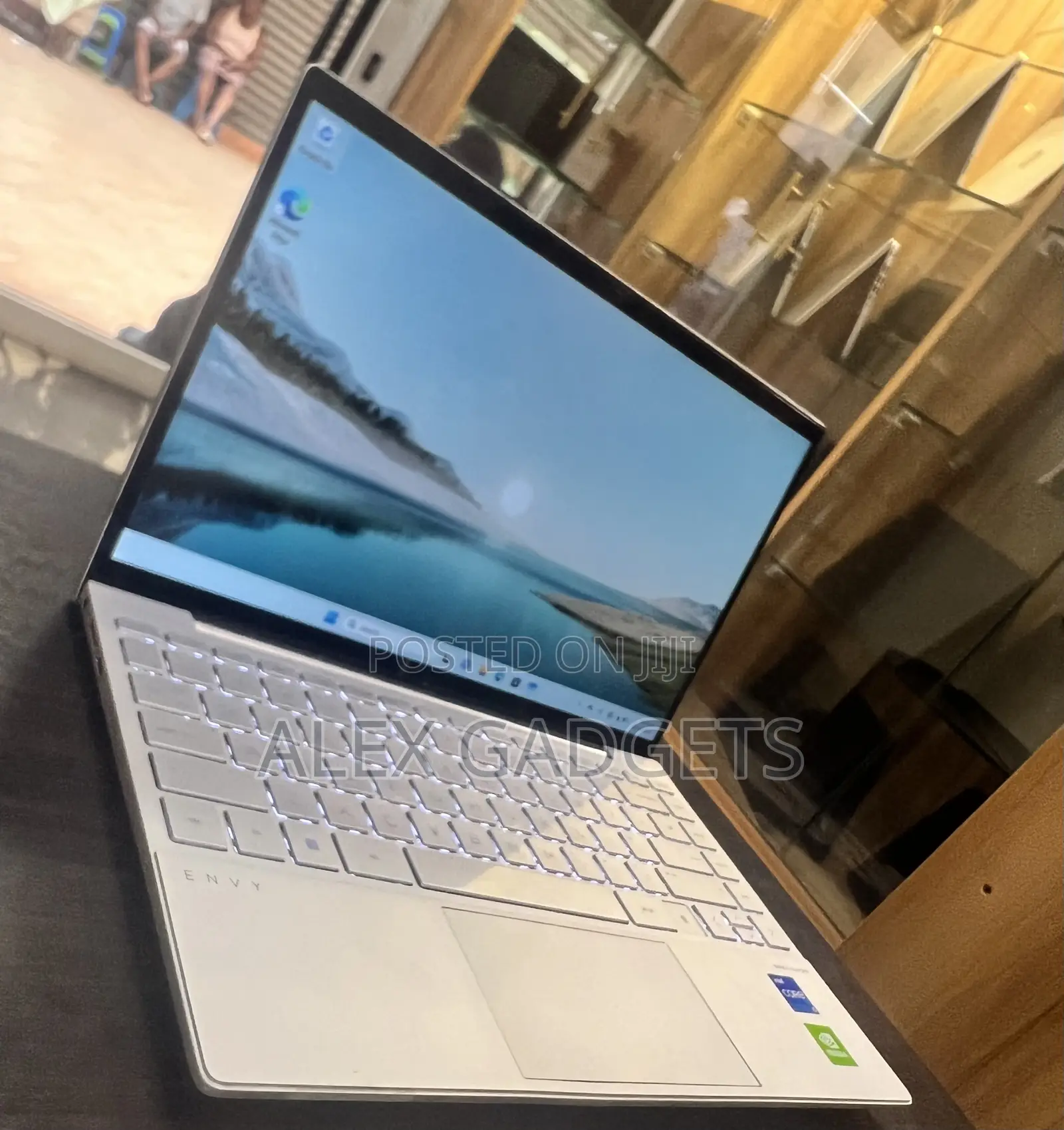 Laptop HP Envy 13 8GB Intel Core i5 SSD 128GB
