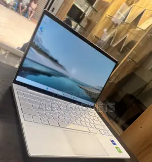 Laptop HP Envy 13 8GB Intel Core i5 SSD 128GB