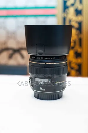 Canon 85mm F1.8 USM