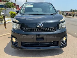 Toyota Voxy X 2WD 8-Seater 2013 Black