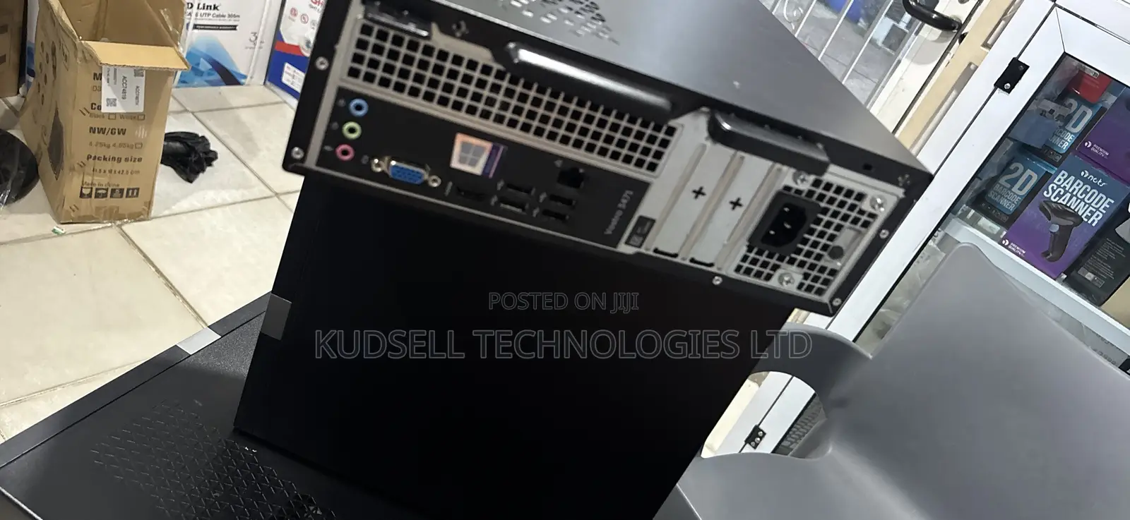 New Desktop Computer Dell Vostro 3900 8GB Intel Core i5 SSD 256GB