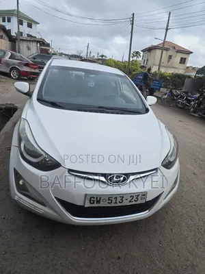 Hyundai Elantra Limited Sedan FWD (1.8L 4cyl 6A) 2016 White