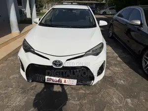 Toyota Corolla LE Eco (1.8L 4cyl 2A) 2018 White