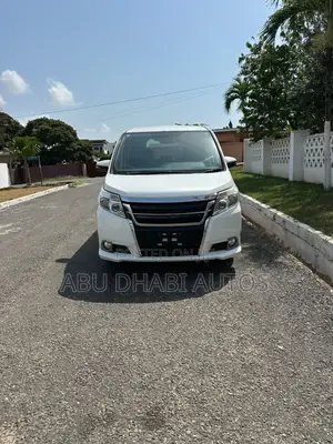 Toyota Noah 2015 White