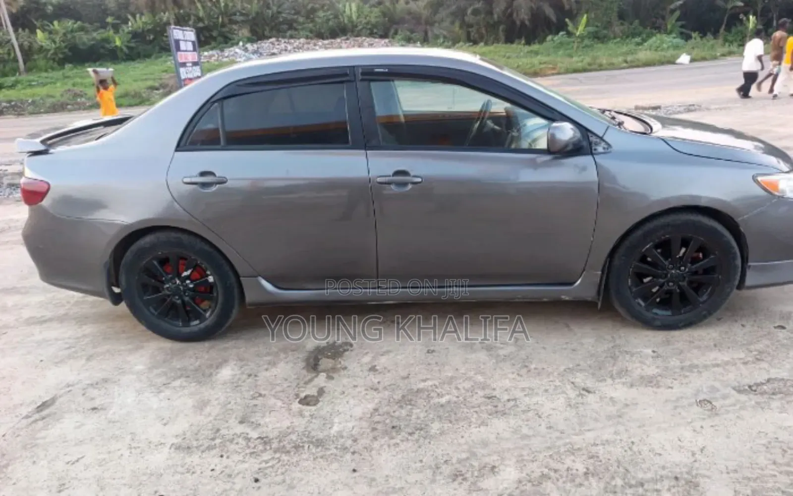 Toyota Corolla 2010 Gray