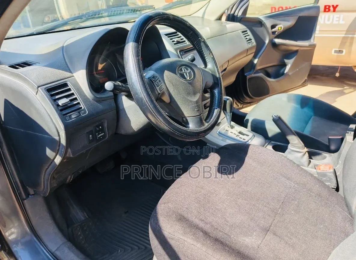 Toyota Corolla S 4dr Sedan (1.8L 4cyl 4A) 2010 Gray