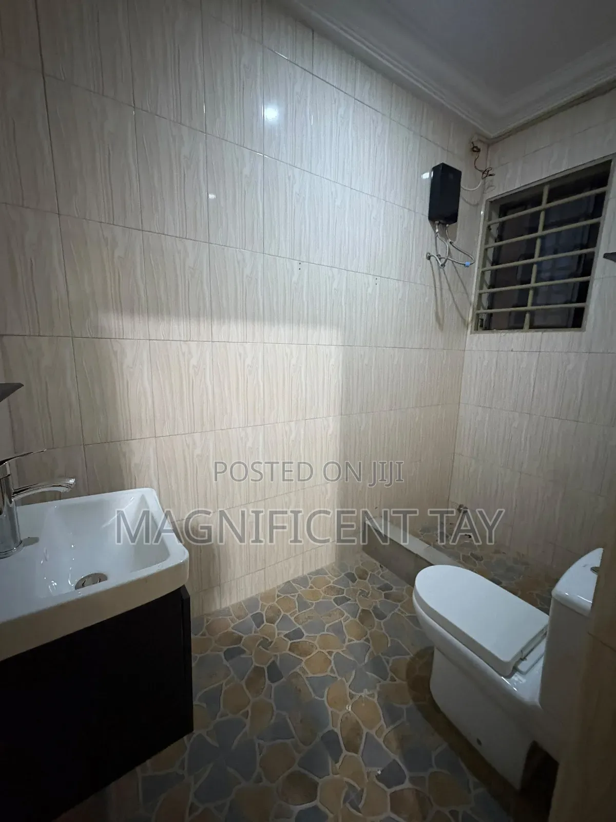 1bdrm House in Magnificent, Tseaddo for rent