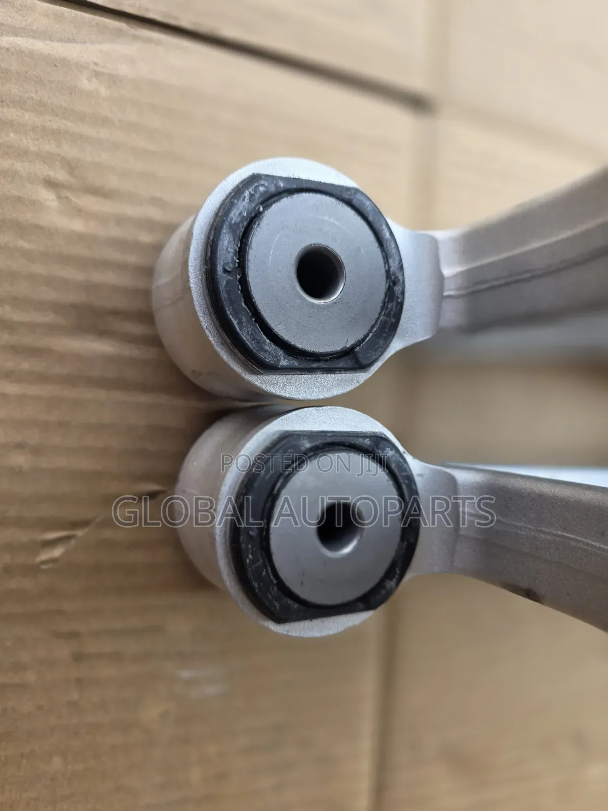 Control Track Arm