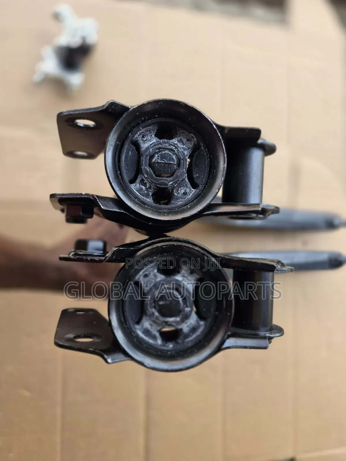 Control Track Arm