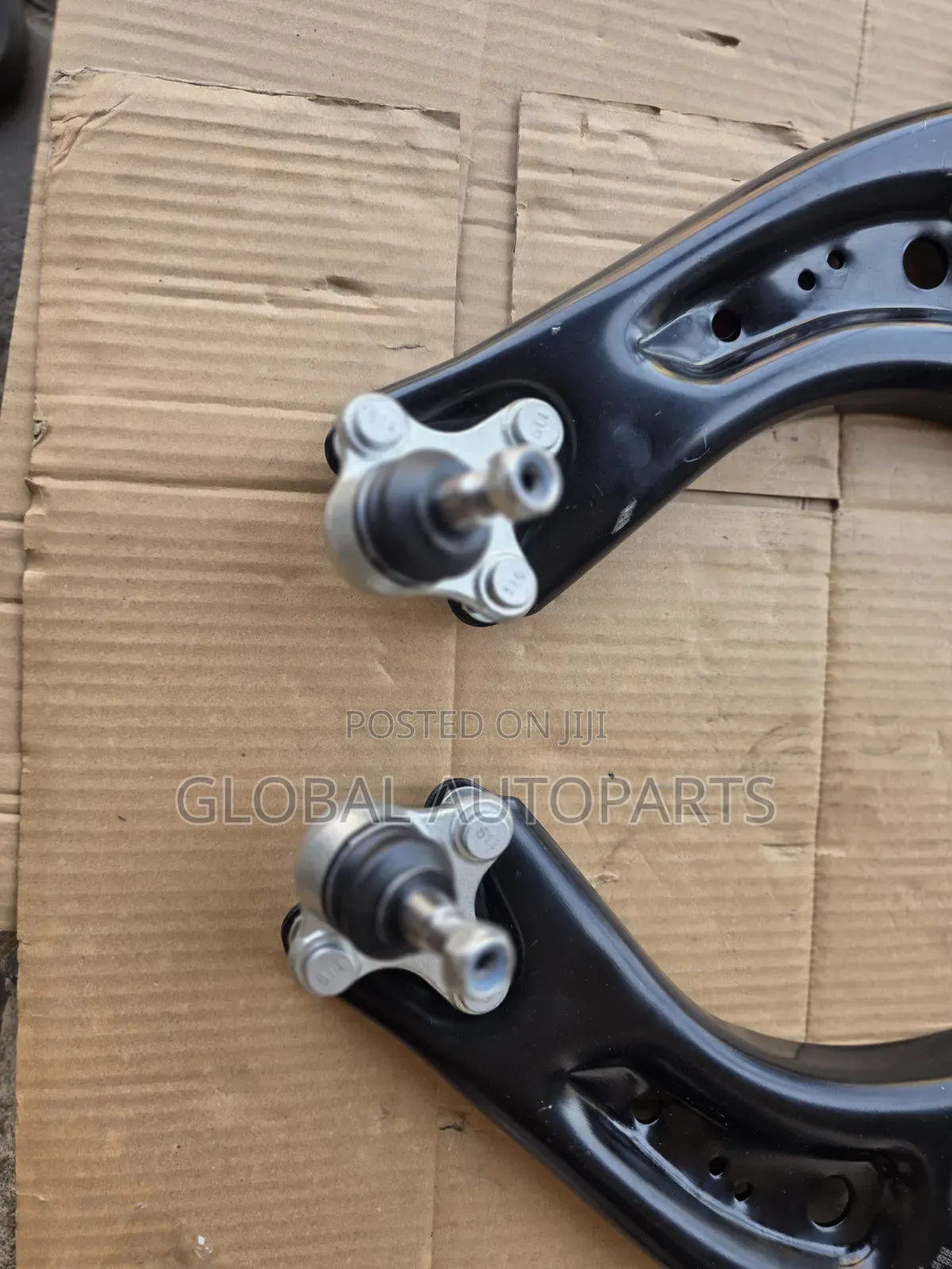 Control Track Arm