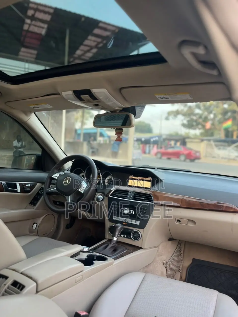 Mercedes-Benz C250 2013 Black