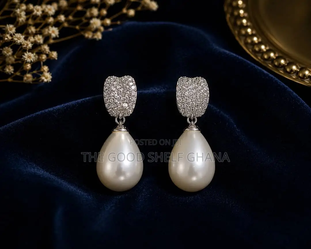 Elegant Earrings for Occasions