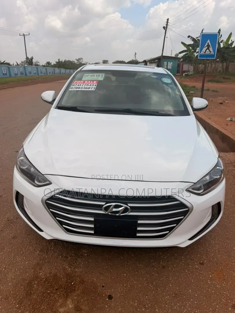 Hyundai Elantra Value Edition Sedan FWD (2.0L 4cyl 6A) 2017 White