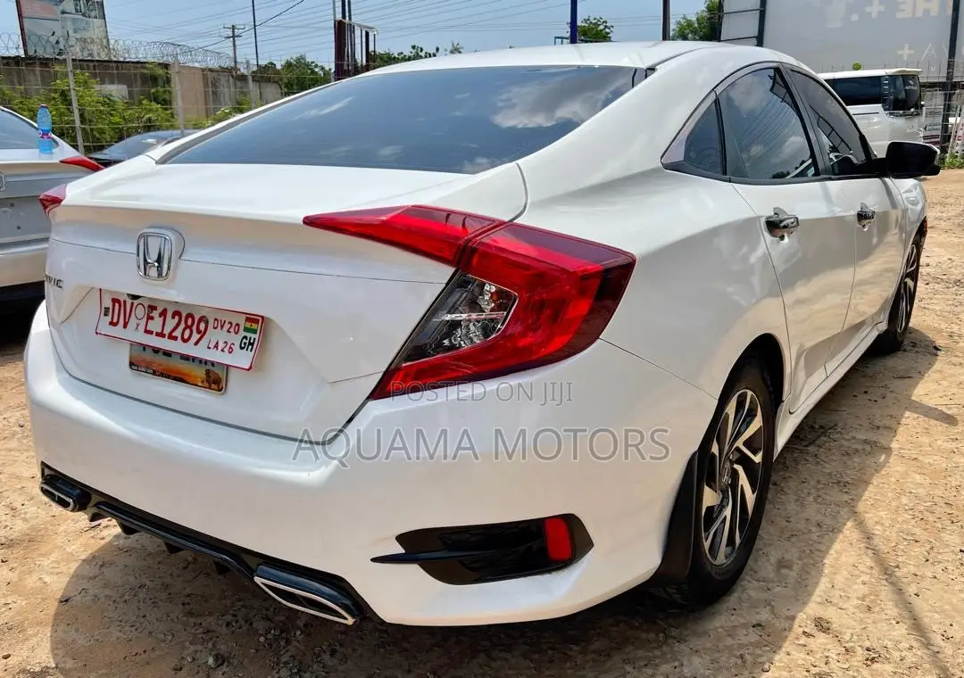 Honda Civic 2016 White