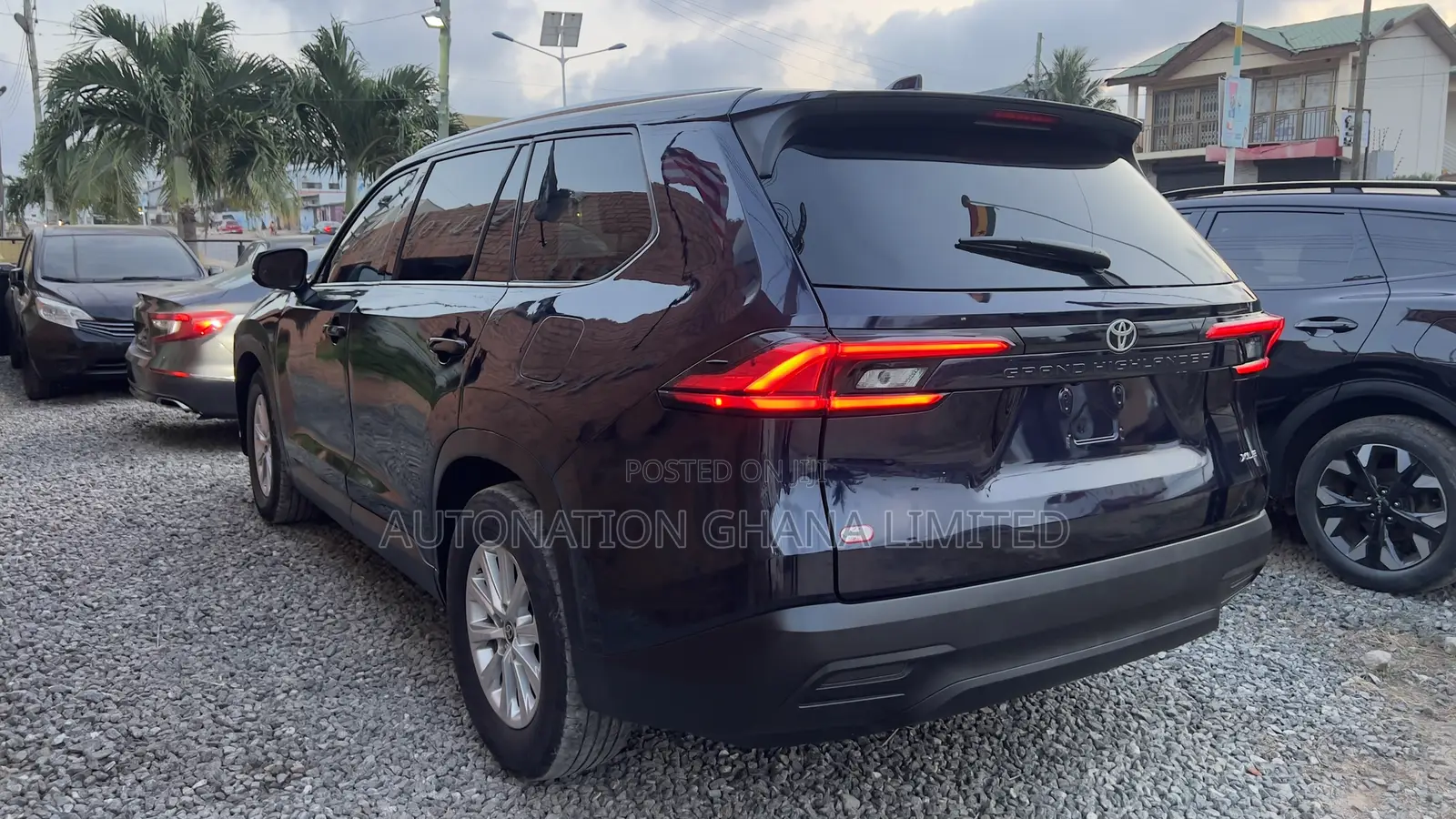 Toyota Grand Highlander XLE FWD 2024 Blue