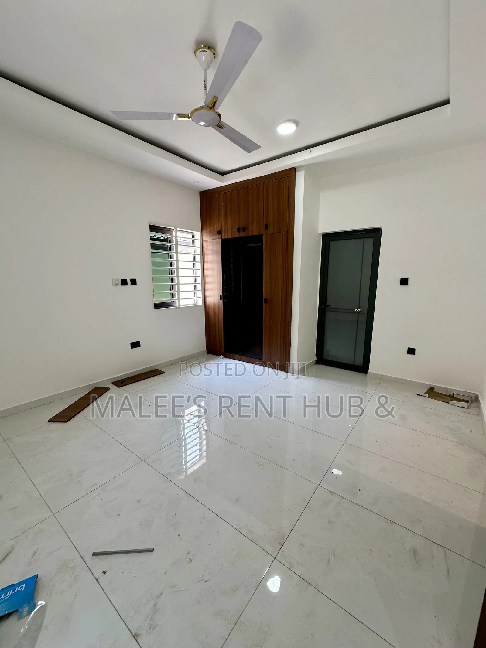 3bdrm House in Maleesrenthub, Spintex for sale