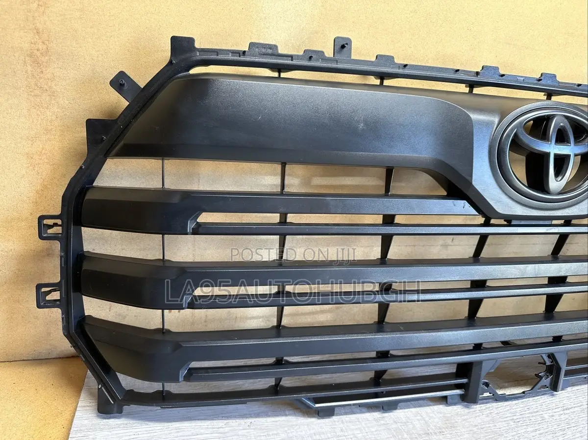Toyota Tundra 2022,2023,2024,2025,2026 Front Bumper Grille
