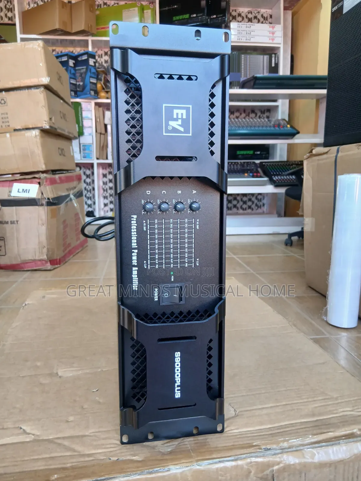 EV S9000 Plus 4 Way Bass Amplifier