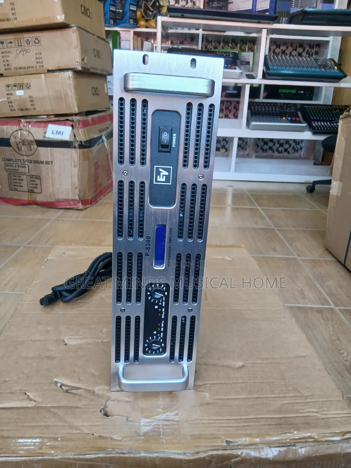 EV P6300 Watts Mid Amplifier