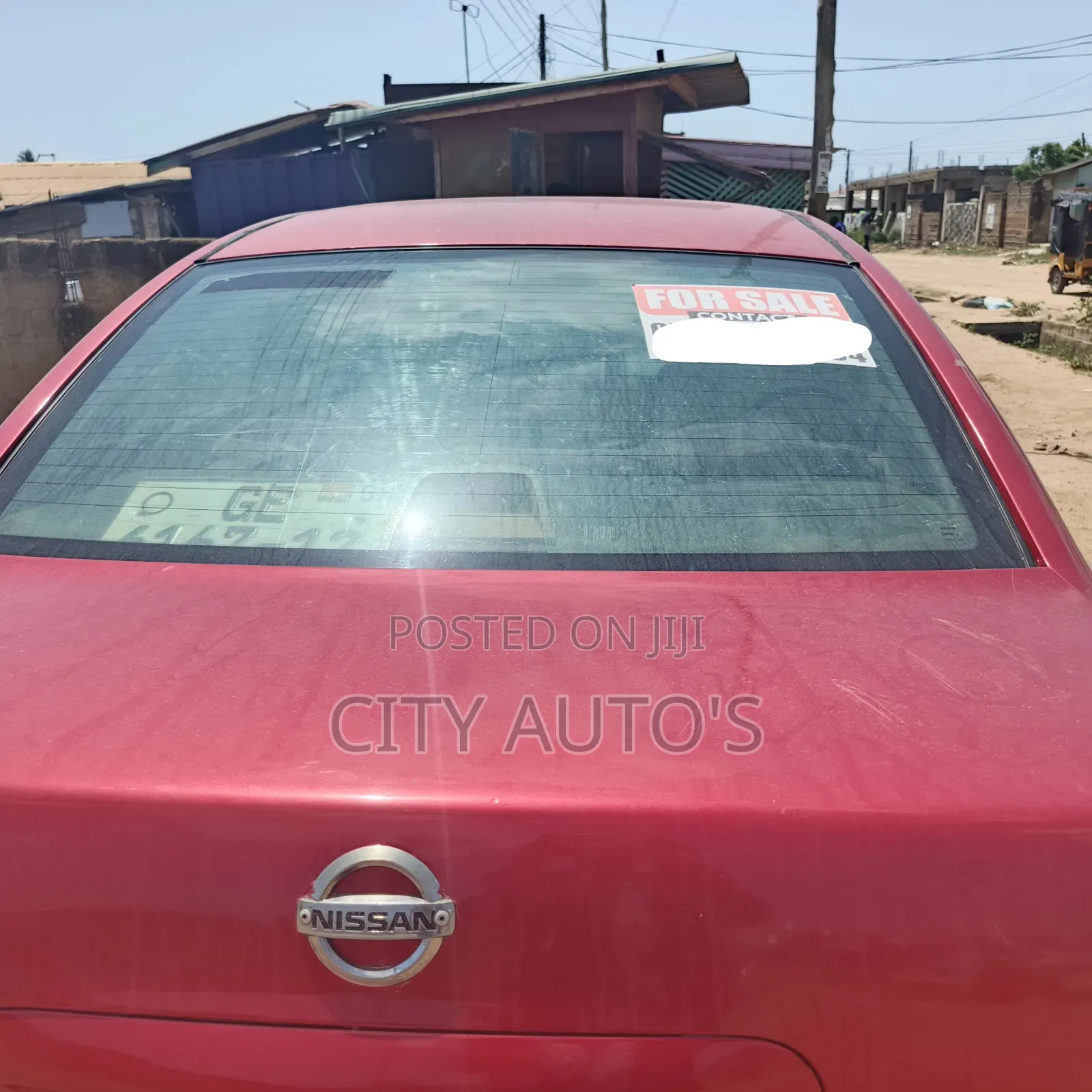 Nissan Altima 2005 Red