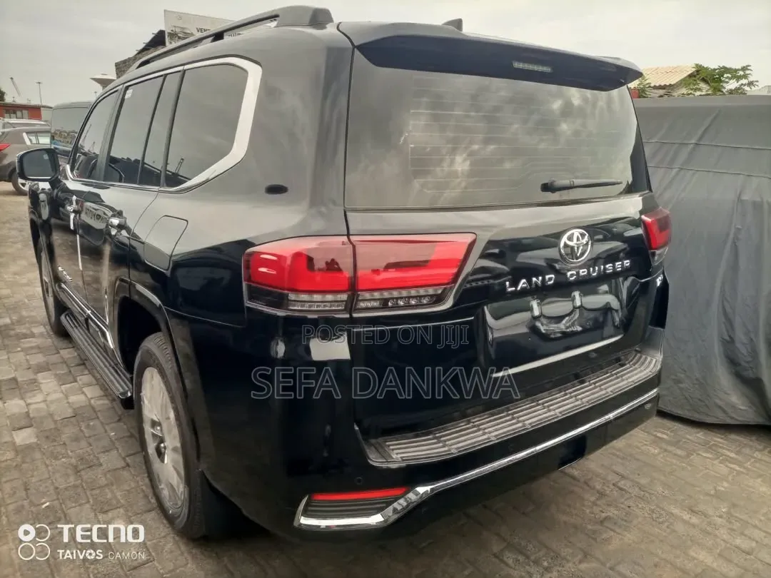 Toyota Land Cruiser 2026 Black