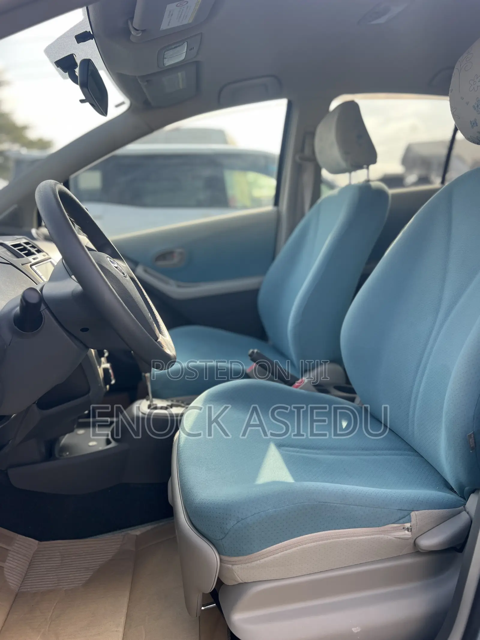 Toyota Vitz 1.3 FWD 3dr 2010 Blue