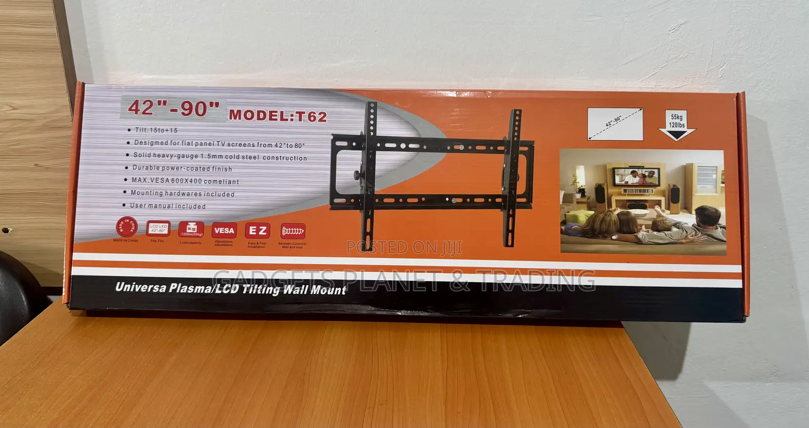 T62 Universal Plasma/LCD Tilting Wall Mount - (42" to 90")