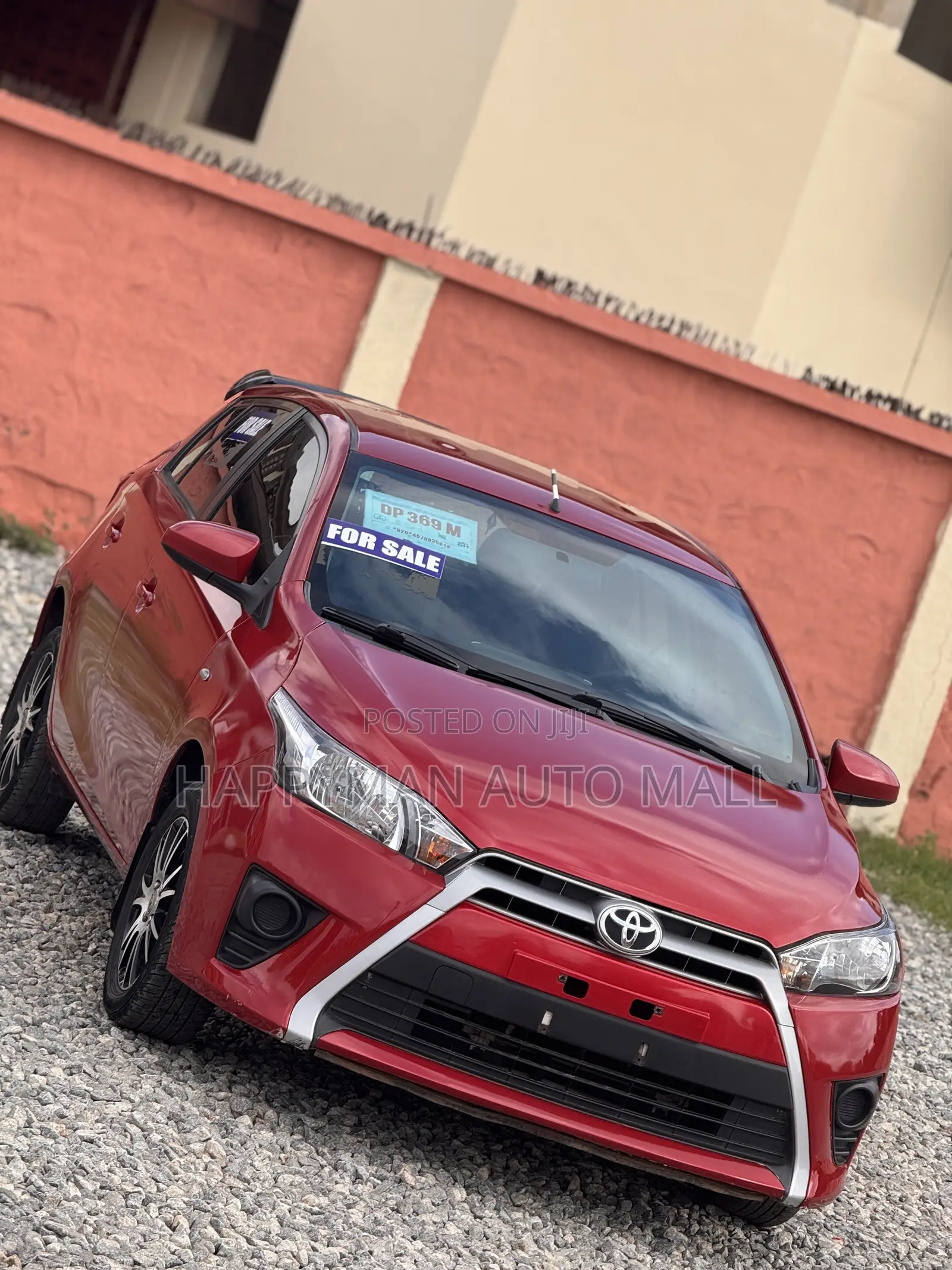 Toyota Yaris L Hatchback 5dr 2016 Red