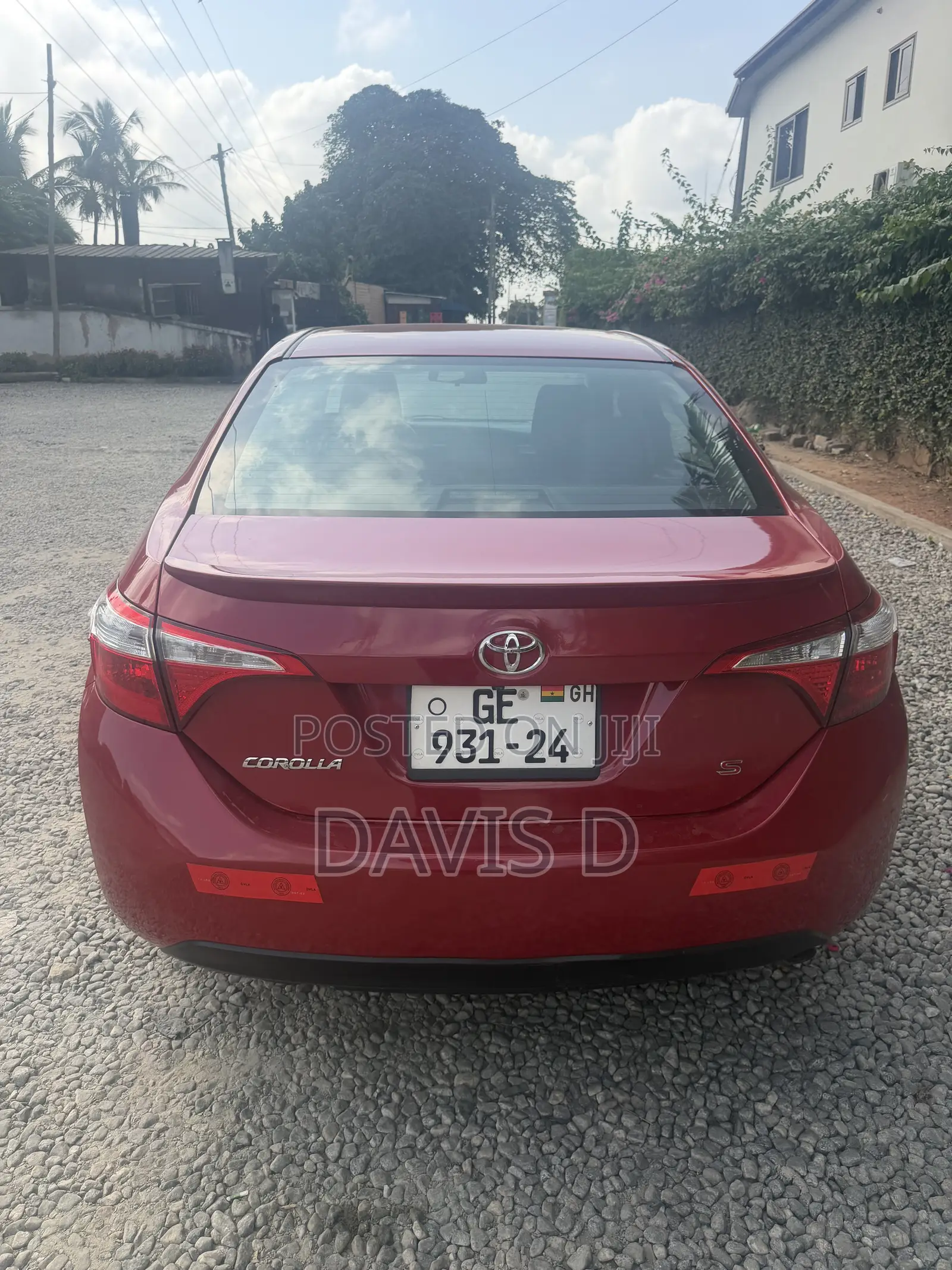 Toyota Corolla LE 4dr Sedan (1.8L 4cyl CVT) 2016 Red