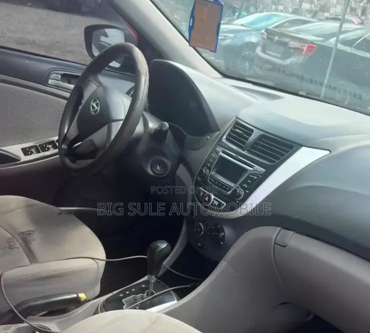 Hyundai Accent GLS 4dr Sedan (1.6L 4cyl 6A) 2014 Red