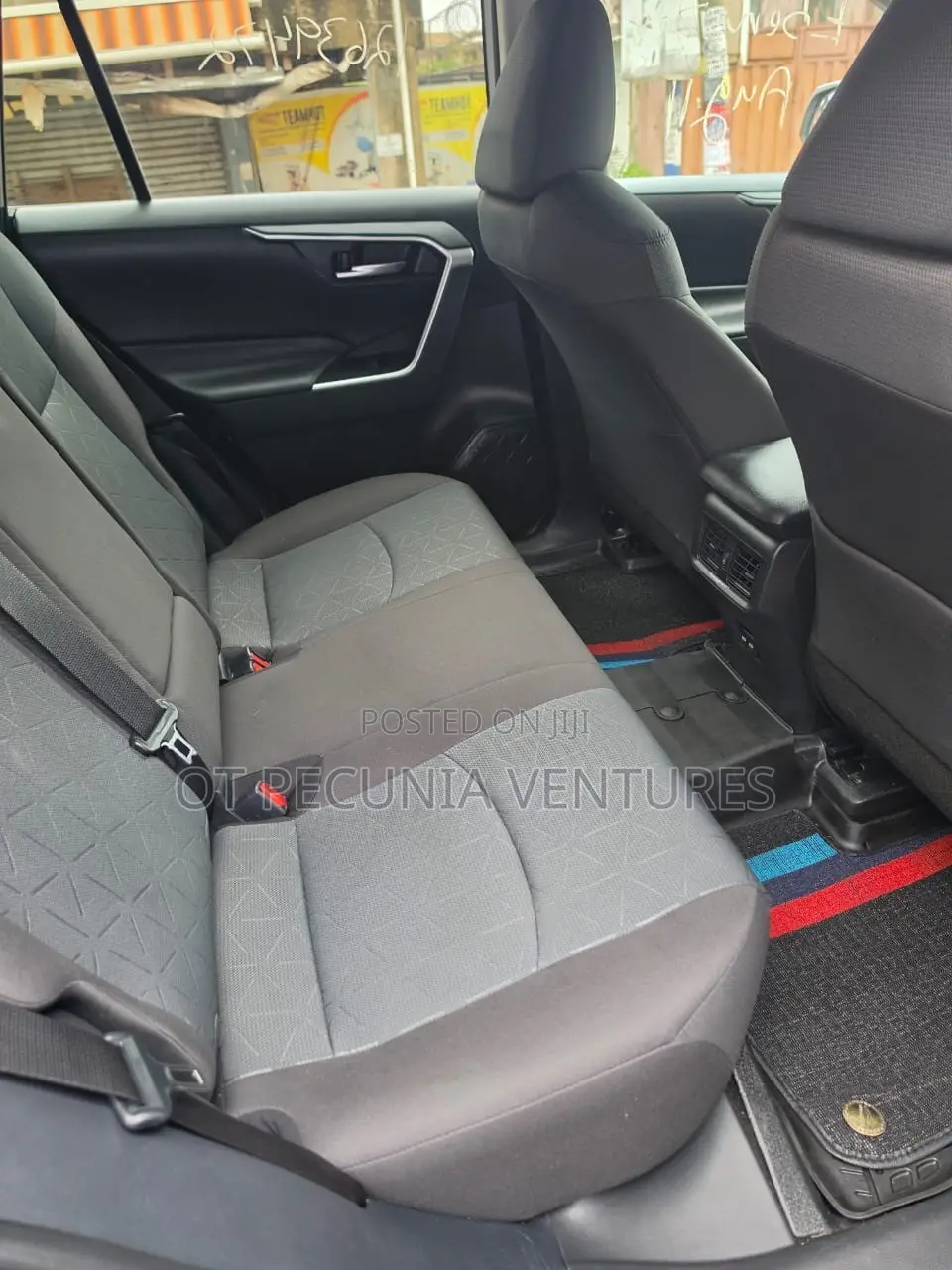 Toyota RAV4 2025 Gray