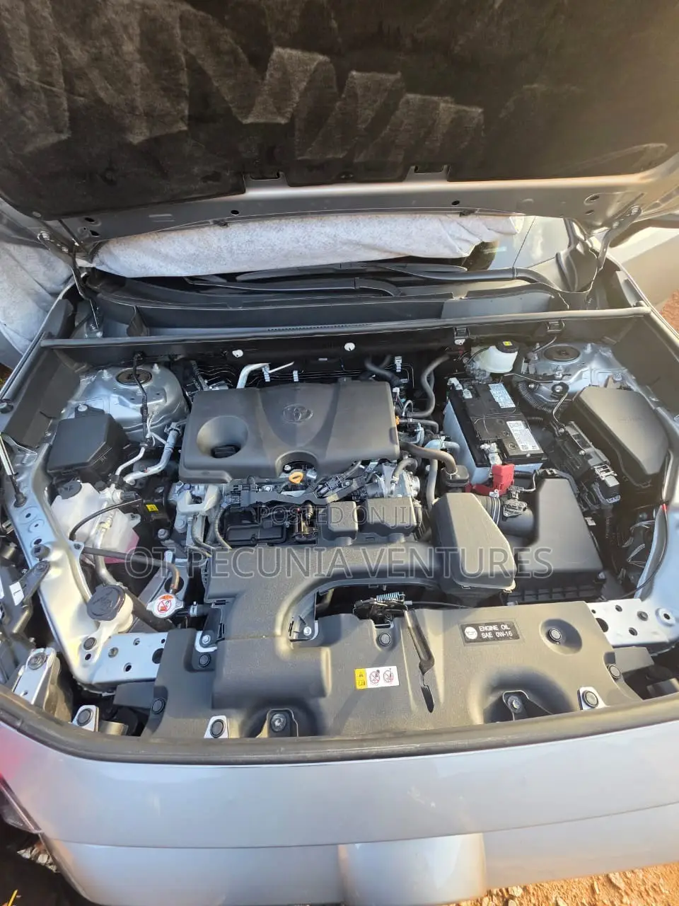 Toyota RAV4 2025 Gray