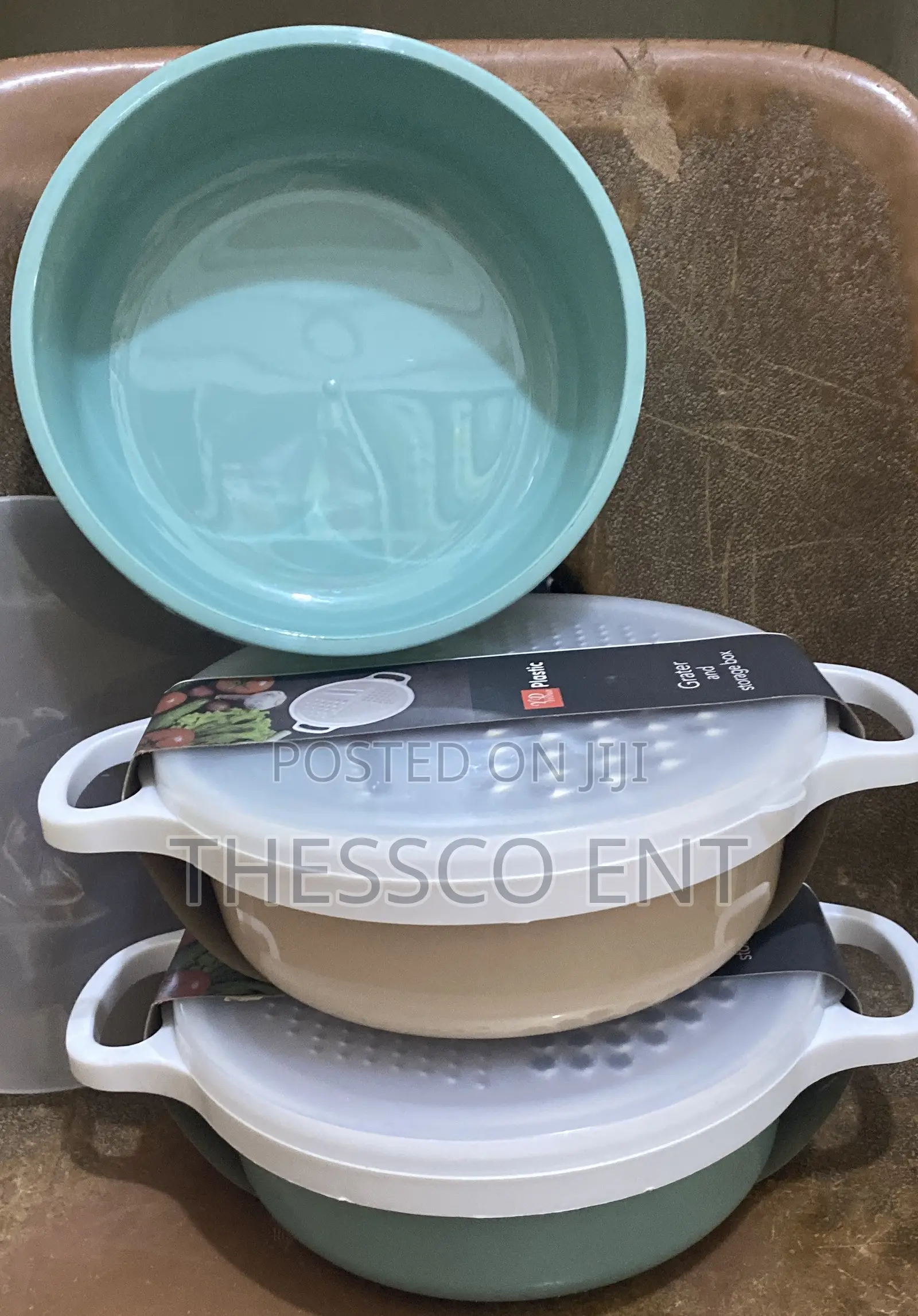 Grater and Storage Box (Plastic)