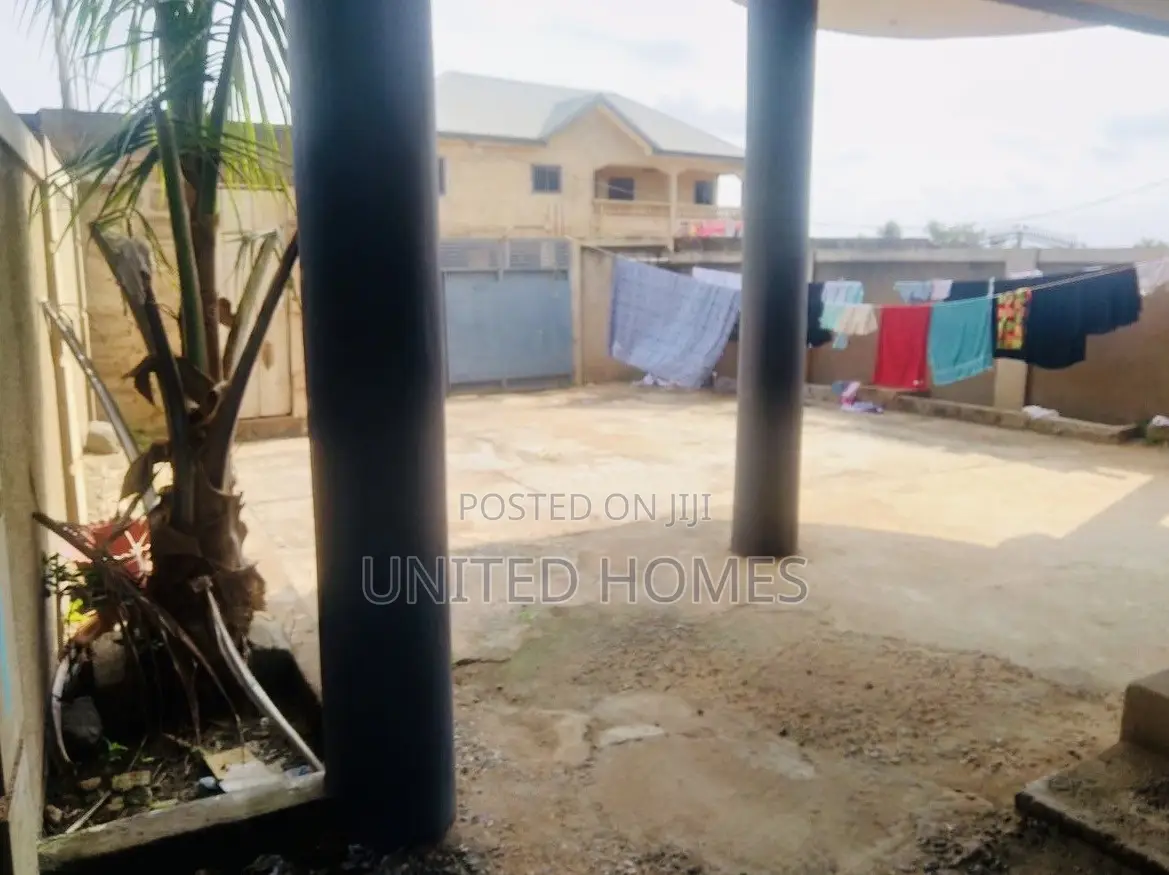 3bdrm House in Ablekuma for sale