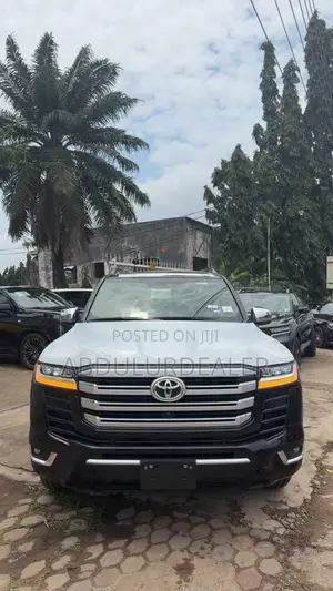 New Toyota Land Cruiser 2025 Black