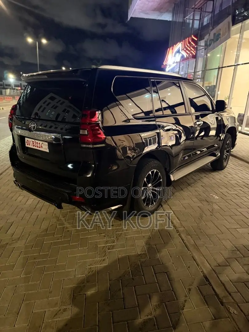 Toyota Land Cruiser Prado 2.7 2019 Black