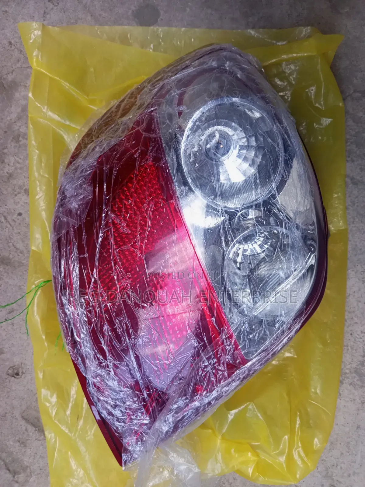 Toyota Matrix 2009-2013 Taillight Pair