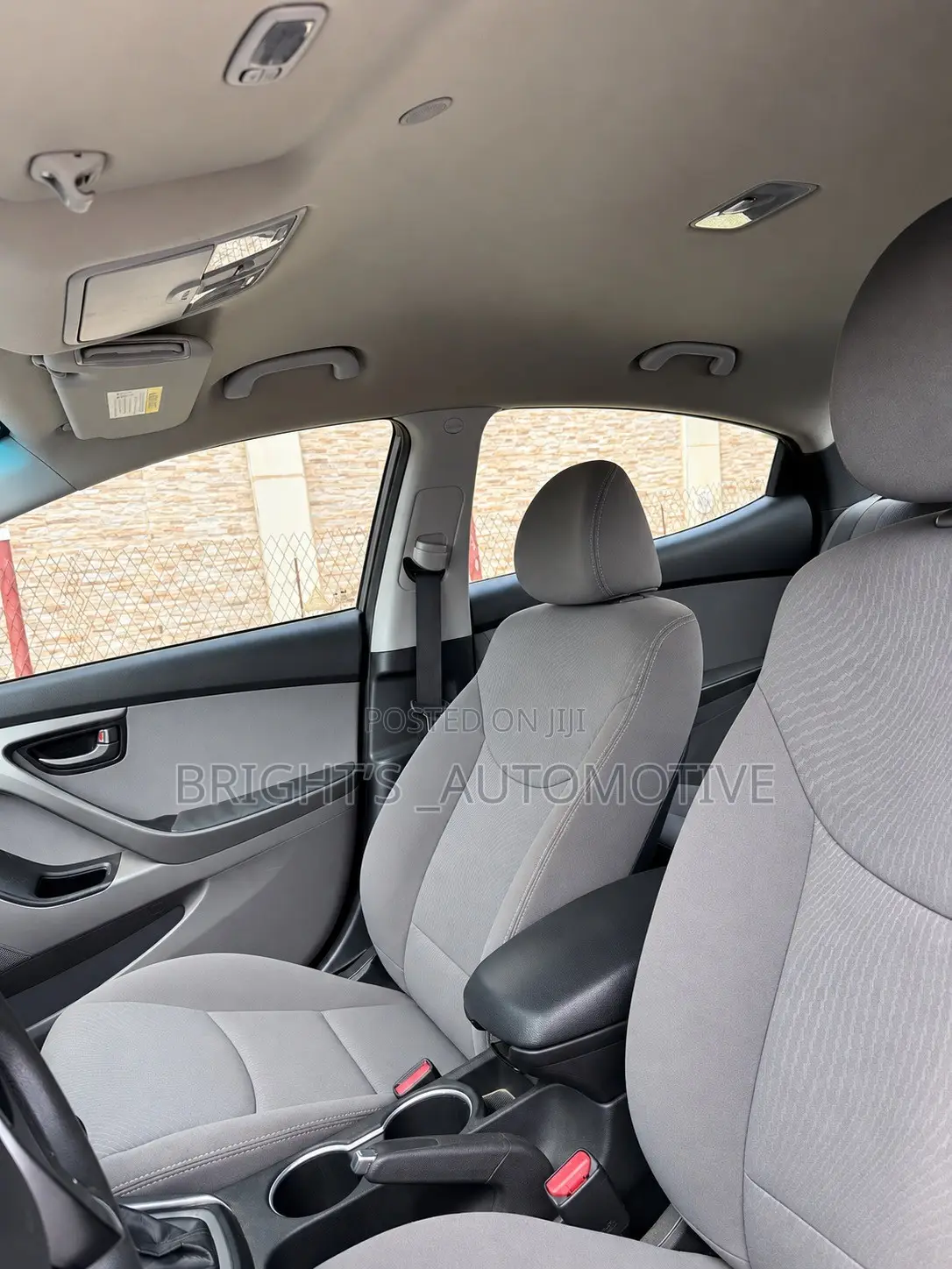 Hyundai Elantra SE Sedan FWD (1.8L 4cyl 6M) 2016 Silver